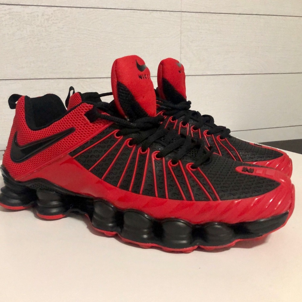 Nike Shox TLX Size 11!